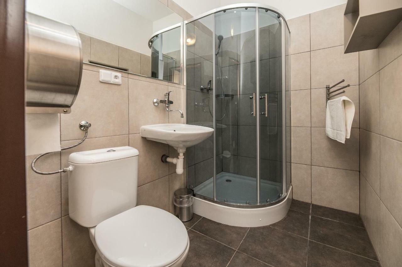 Apartmany Premyslova Градець-Кралове Екстер'єр фото